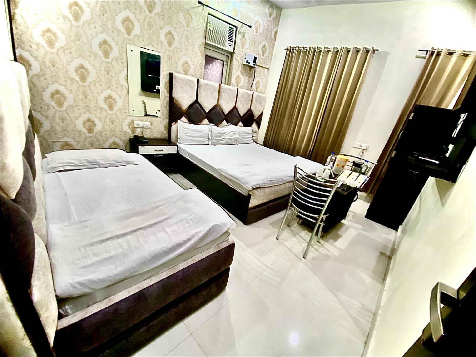 Hotel Swaran House Amritsar Exterior foto